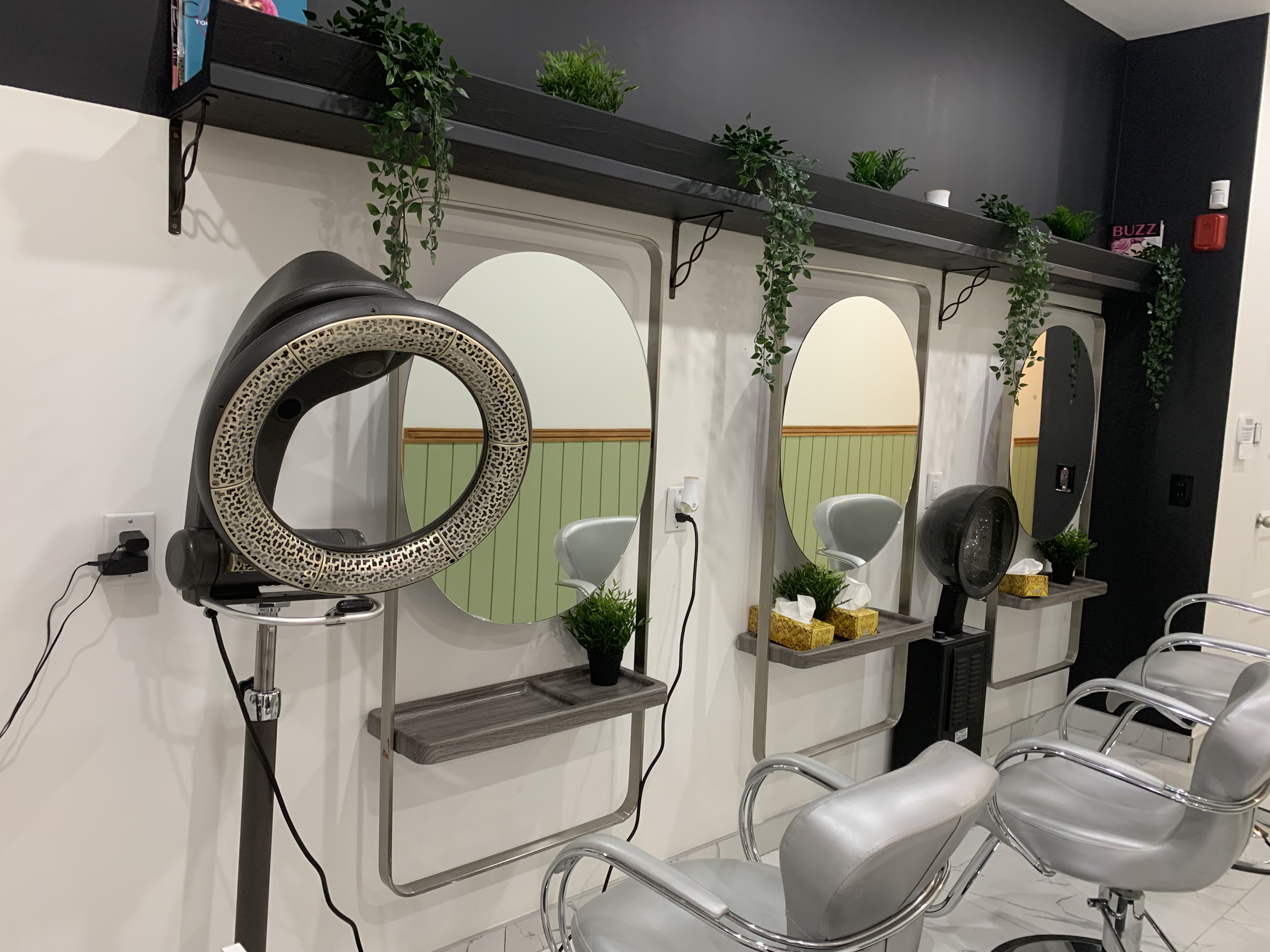 Femilux Hair Salon